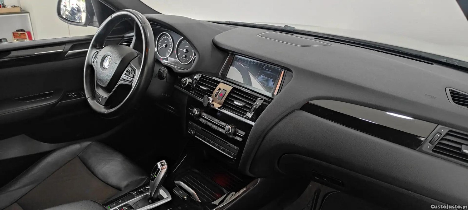 BMW X4 20 d xDrive Pack M Auto — fotografia 25