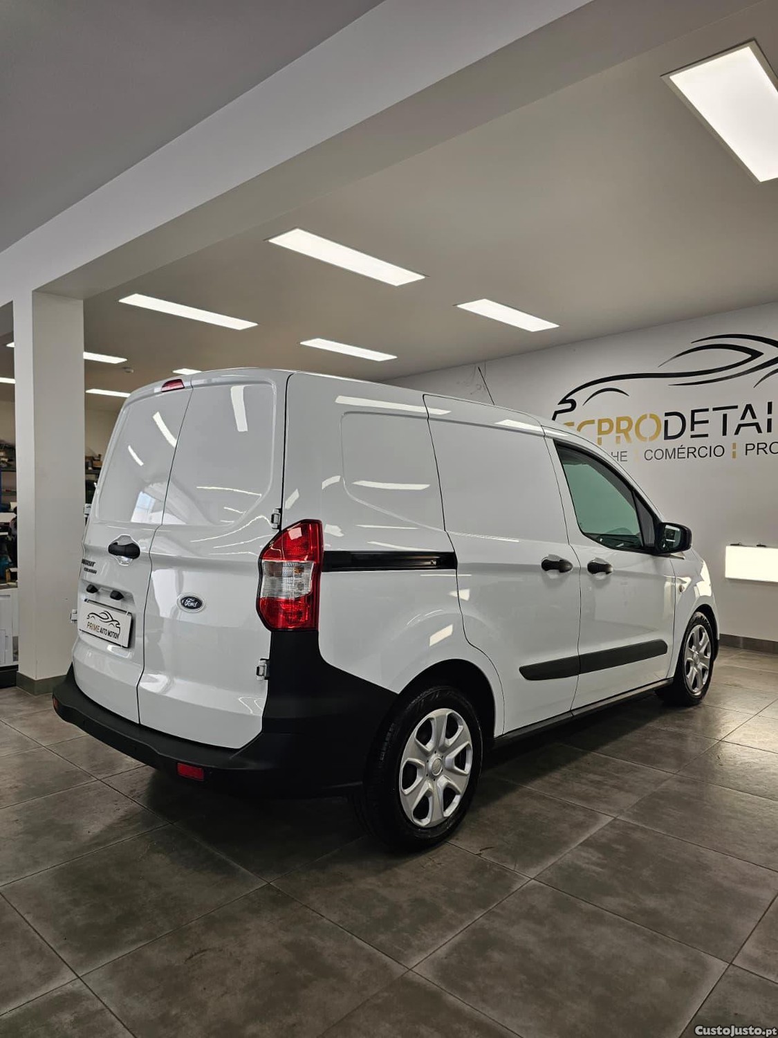 Ford Transit 2LUG-C/IVA-ACEITO TROCA — fotografia 10