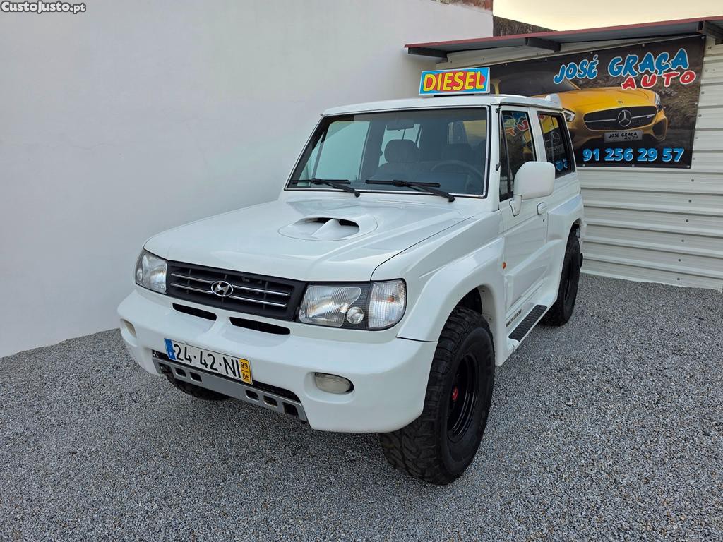 Hyundai Galloper Sport Innovation 2.5Td 100cv 4x4 05/1999 — photo 2