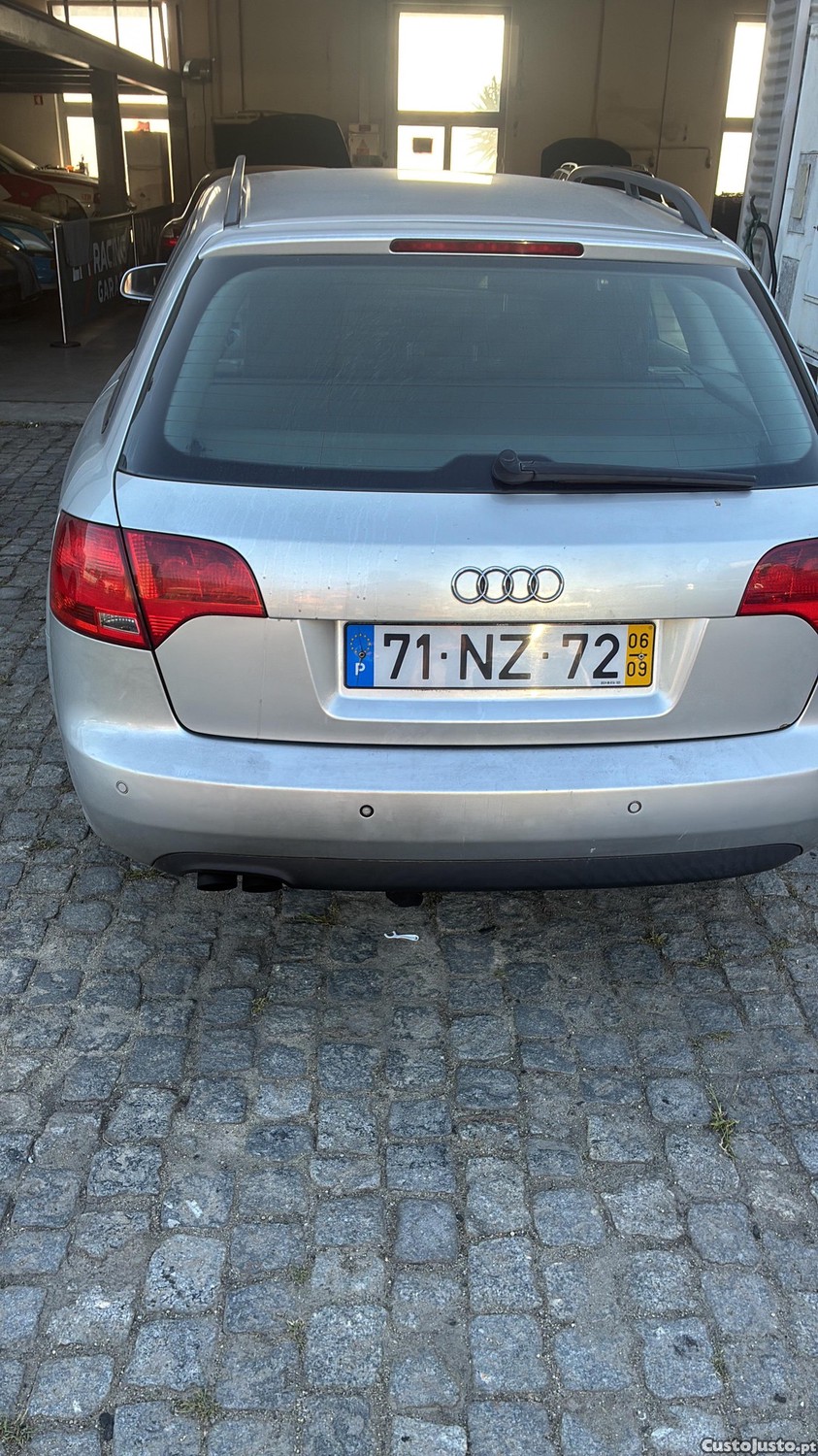 Audi A4 Audi  A4 — photo 3