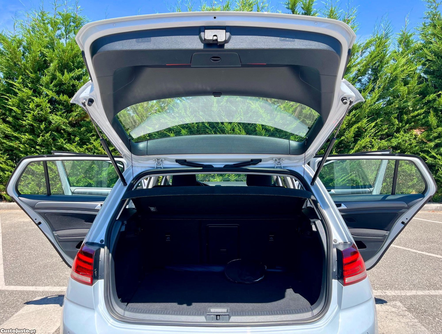 Volkswagen Golf 7.5 1.6 TDi BlueMotion Executive 115CV. — fotografia 4