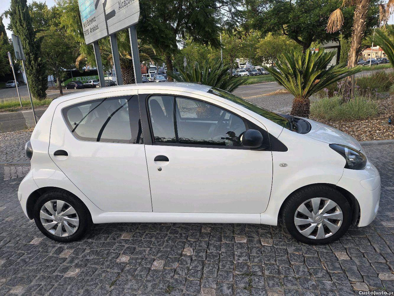 Toyota Aygo 1.0 Excelente — fotografia 4