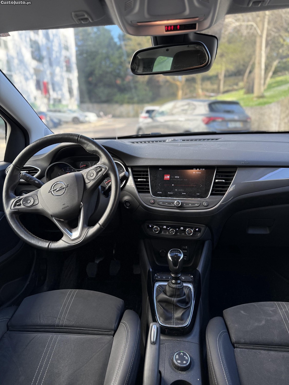Opel Crossland Ultimate — photo 2