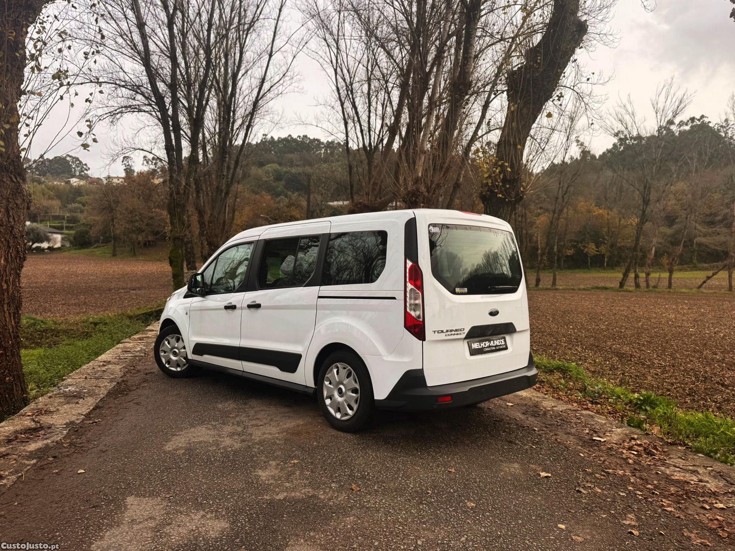 Ford Tourneo Grand 1.5 TDCi Trend Powershift - 17 — photo 3