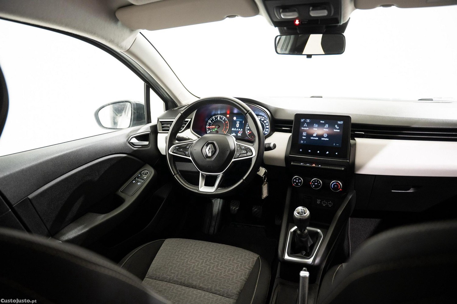 Renault Clio 1.0 TCe Limited — fotografia 13