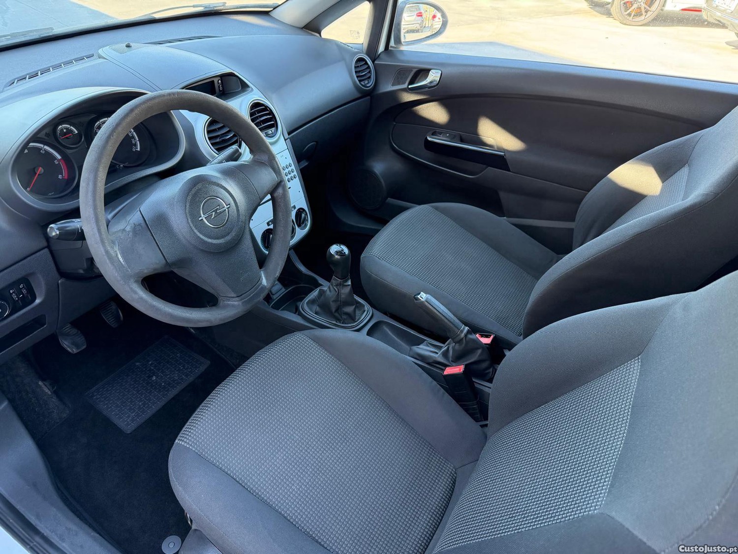 Opel Corsa D VAN 2 LUGARES - 11 foto 5