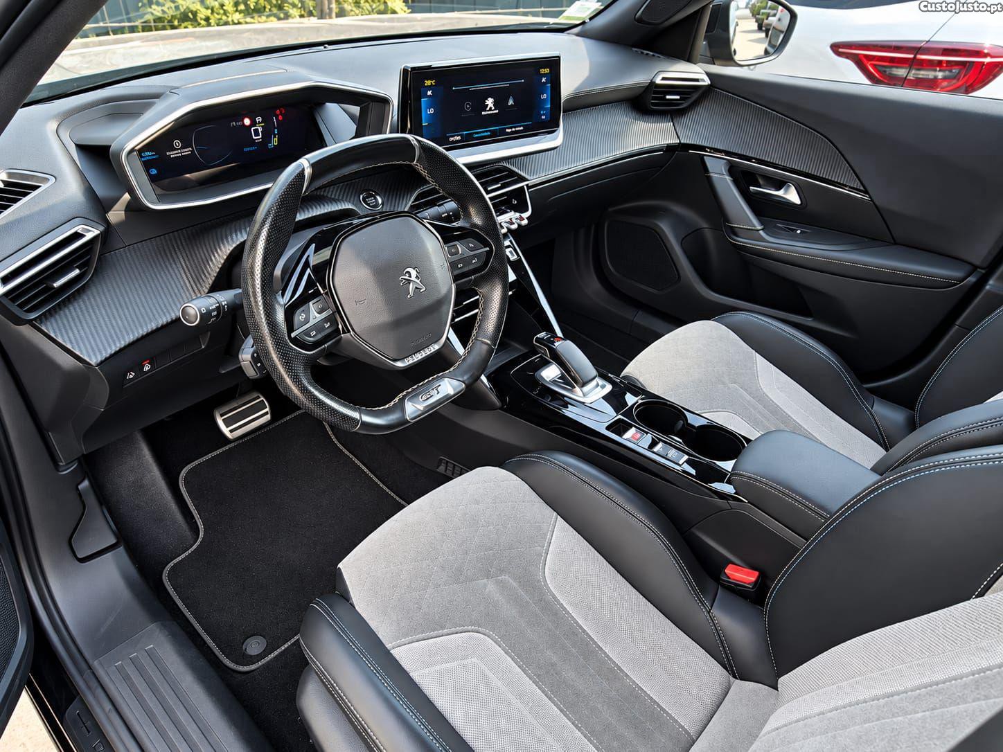 Peugeot 2008 GT PACK — photo 4