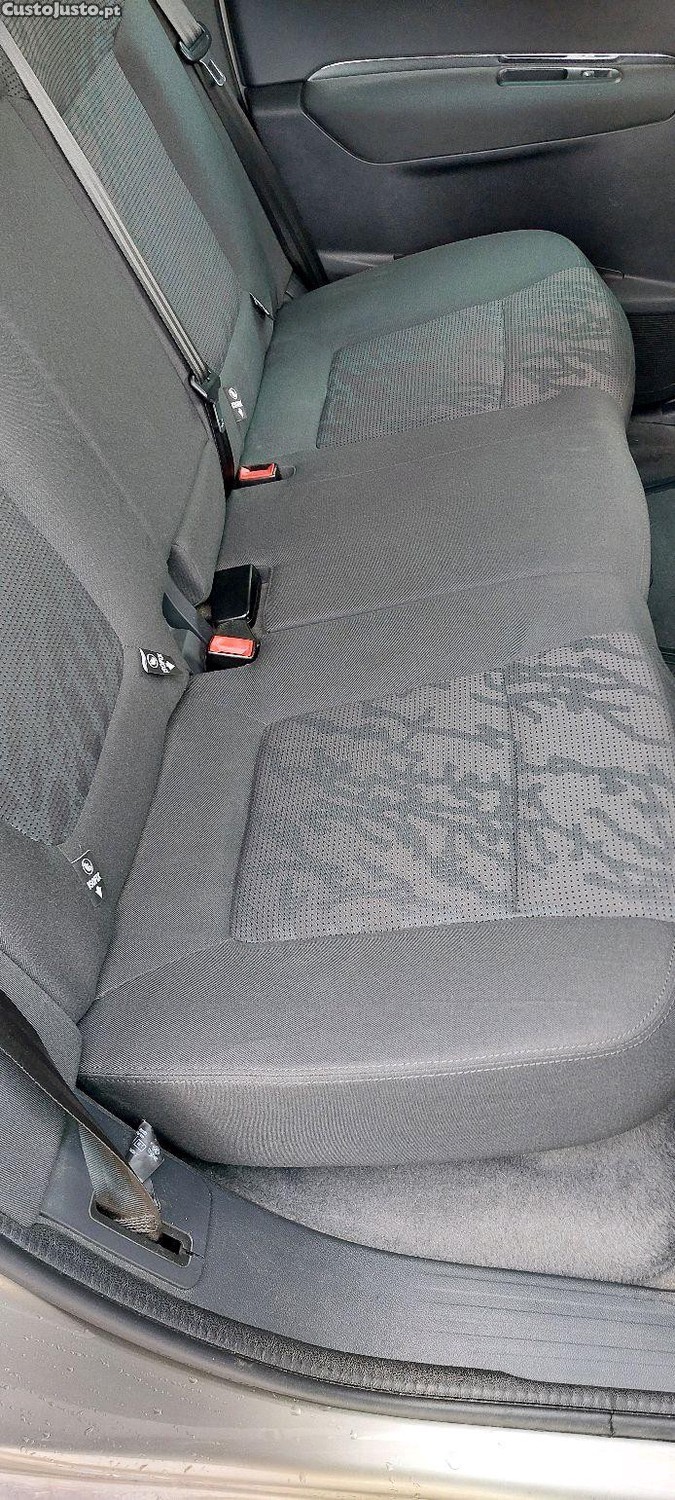 Peugeot 3008 2.0 HDi Hybrid4 - 13 foto 4