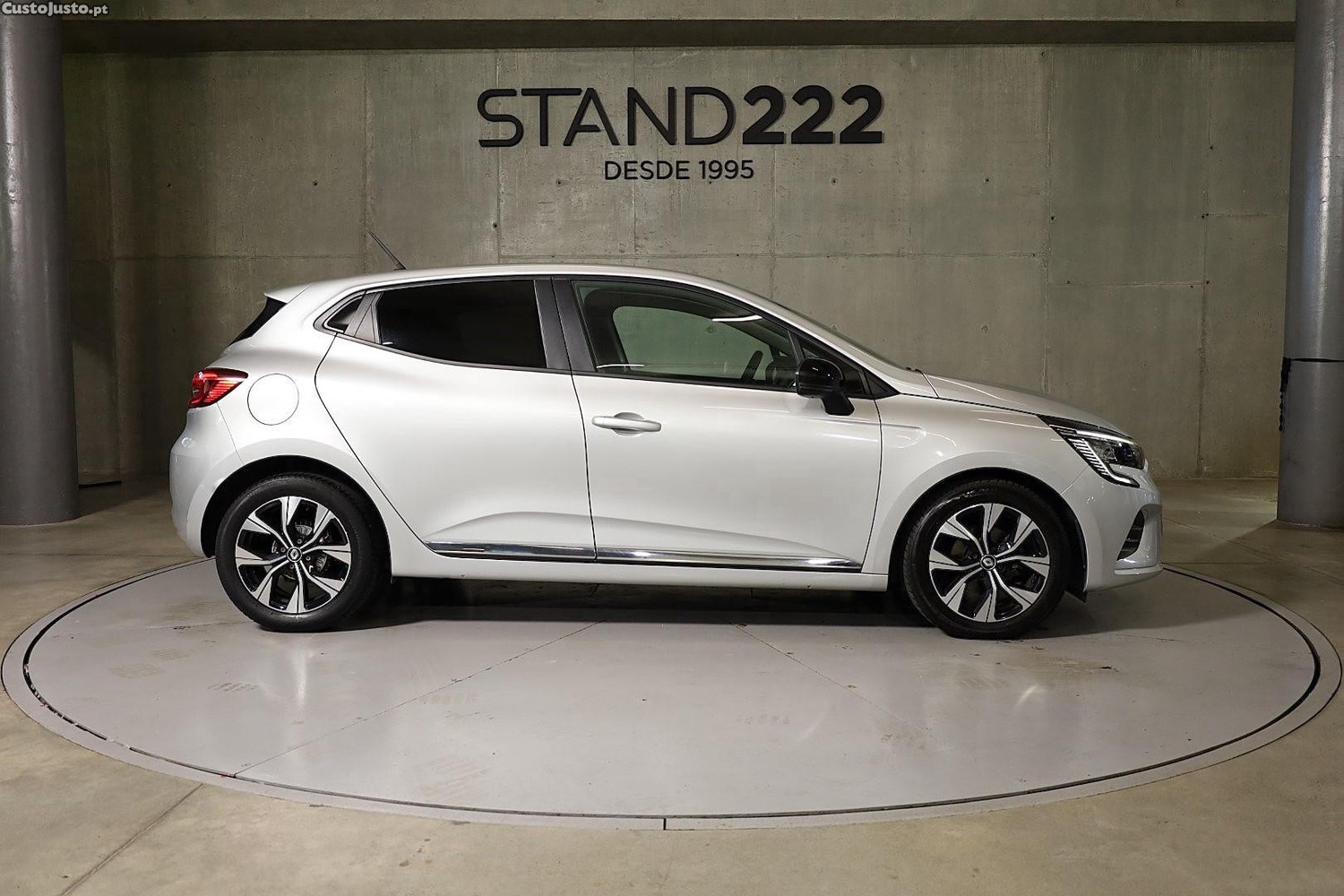 Renault Clio 1.0 TCe Evolution — photo 4