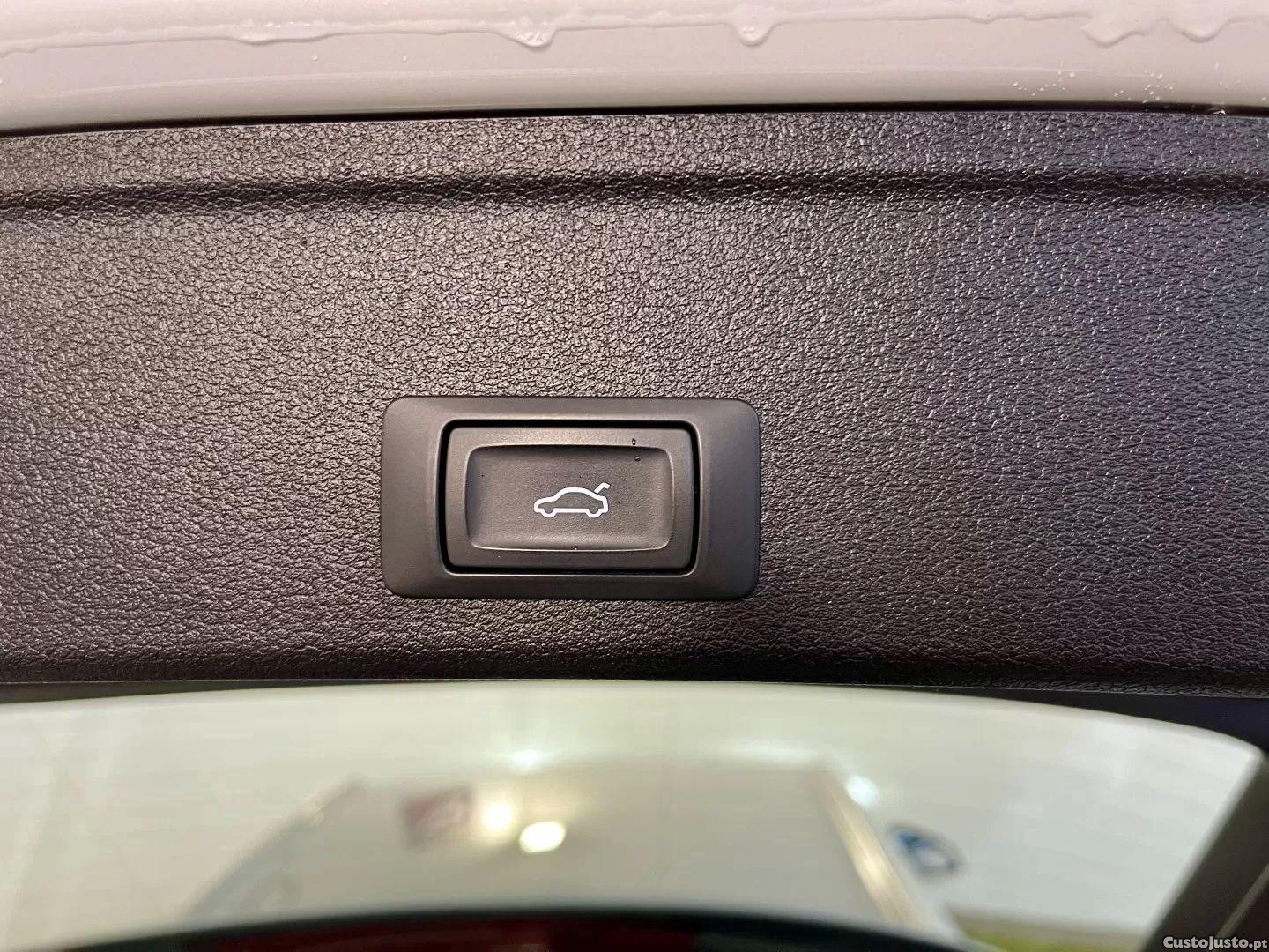 Audi A4 30 tdi s tronic — fotografia 2