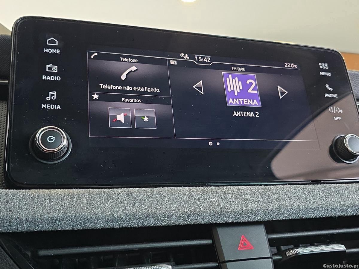 Skoda Kamiq 1.0 TSI DSG 3 ANOS G — fotografia 3