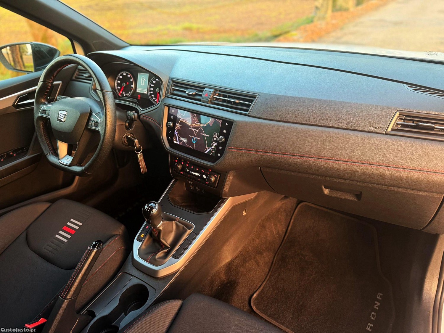 SEAT Arona 1.0 TSI FR — fotografia 9