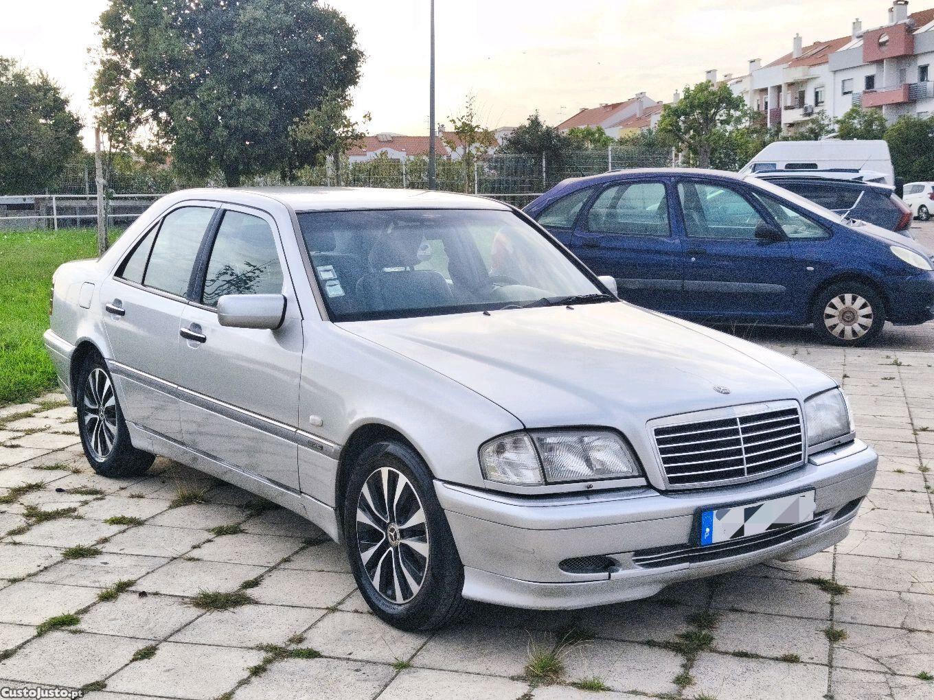 Mercedes-Benz C 220 220Cdi cx automática — photo 5