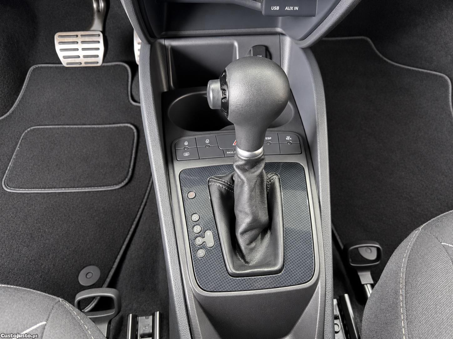SEAT Ibiza SC 1.4 TSI DSG CUPRA BOCANEGRA 180 CV — fotografia 10