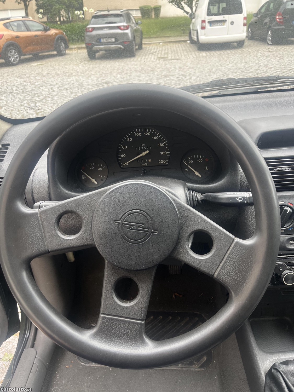 Opel Corsa 1.2 — fotografia 3