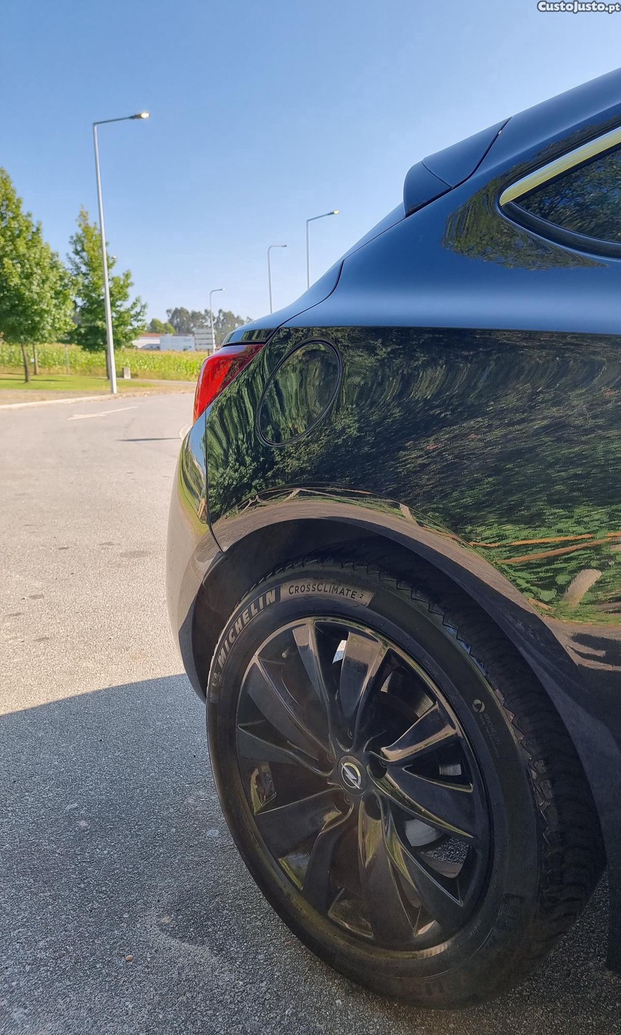 Opel Astra J gtc — fotografia 4