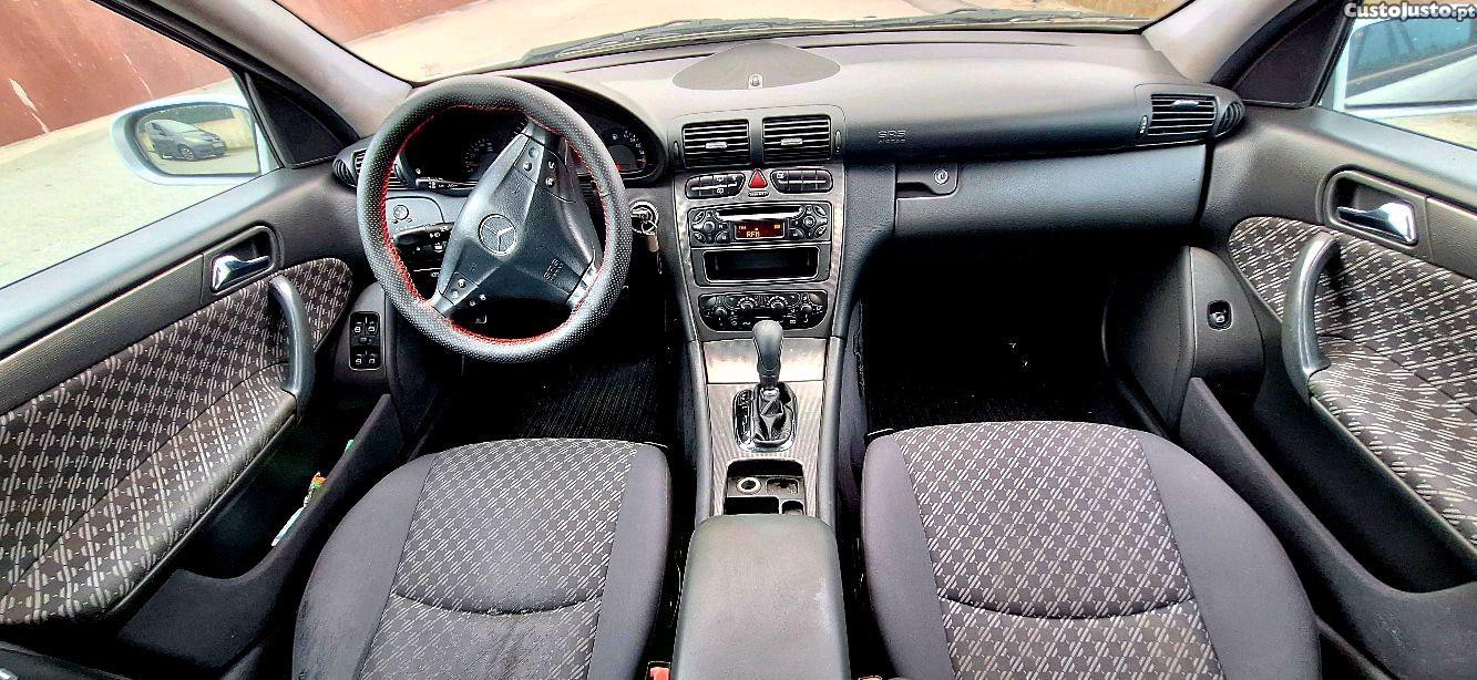 Mercedes-Benz C 220 Caixa automática — fotografia 7