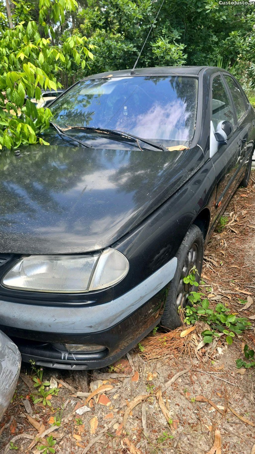 Renault Laguna 3.0 V6 gpl - 96 — photo 2
