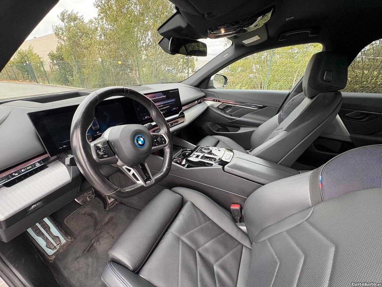 BMW i5 eDrive40 - 24 — photo 5