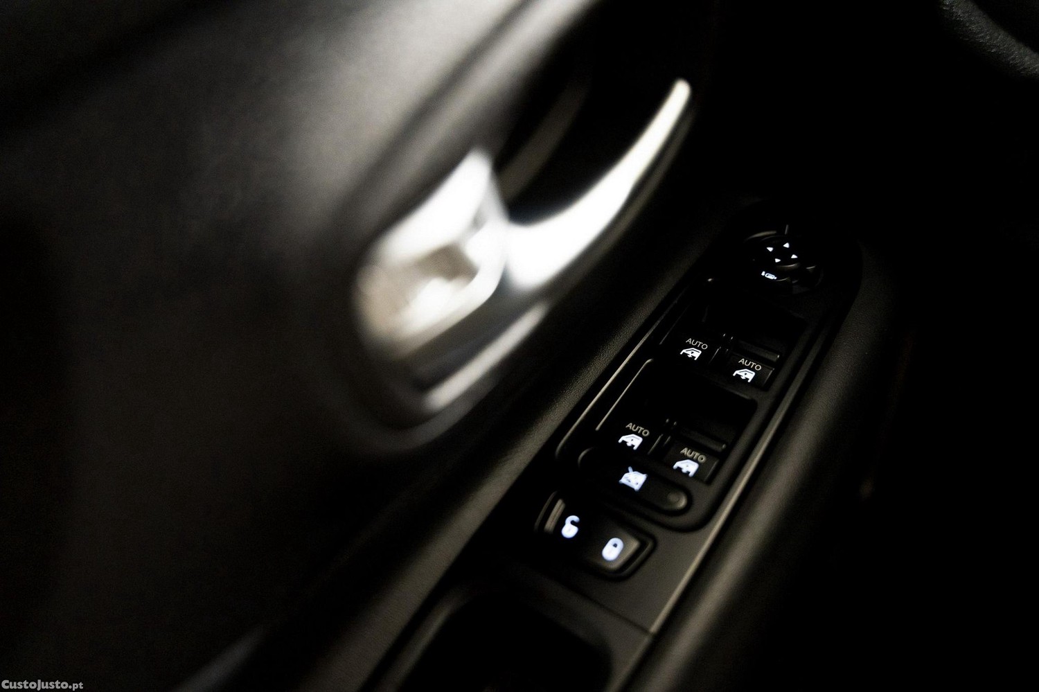 Jeep Renegade 1.0 T Limited — fotografia 4