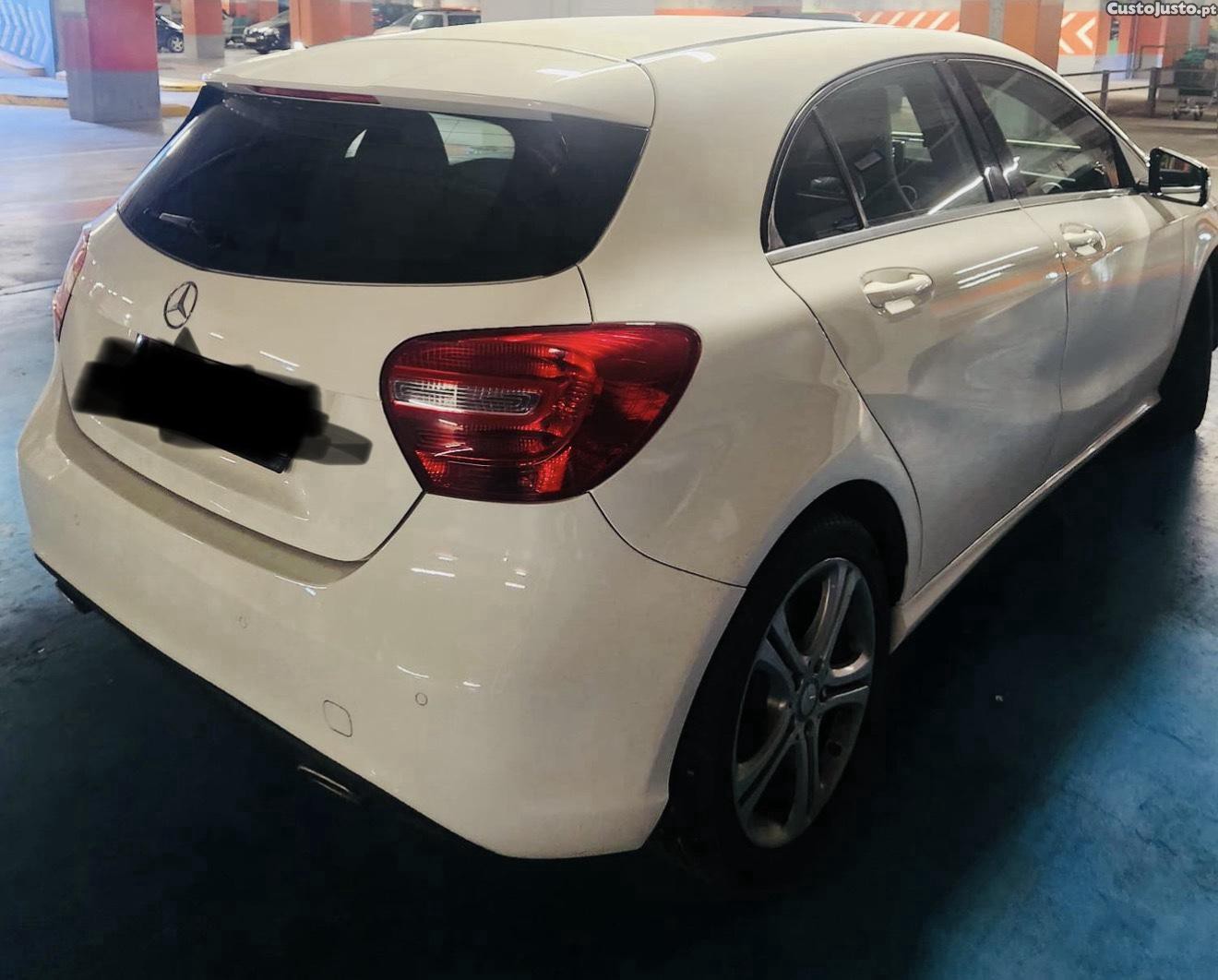 Mercedes-Benz A 180 1.5 — fotografia 5