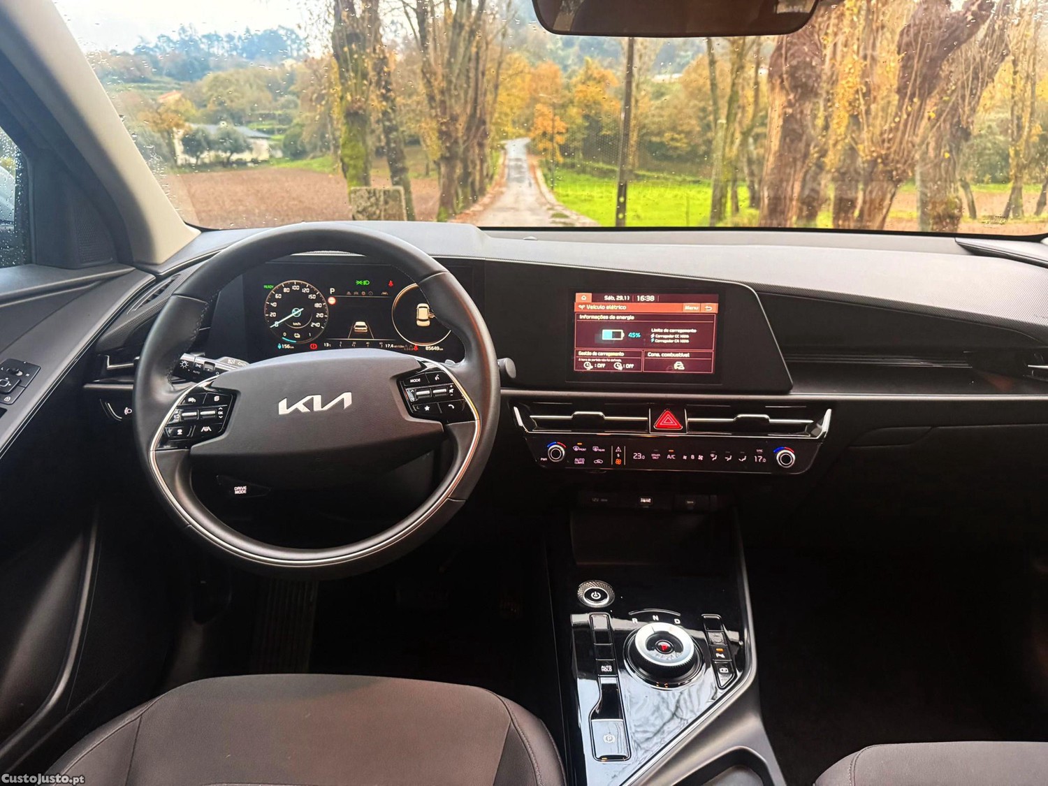Kia e-Niro 64kWh — fotografia 4