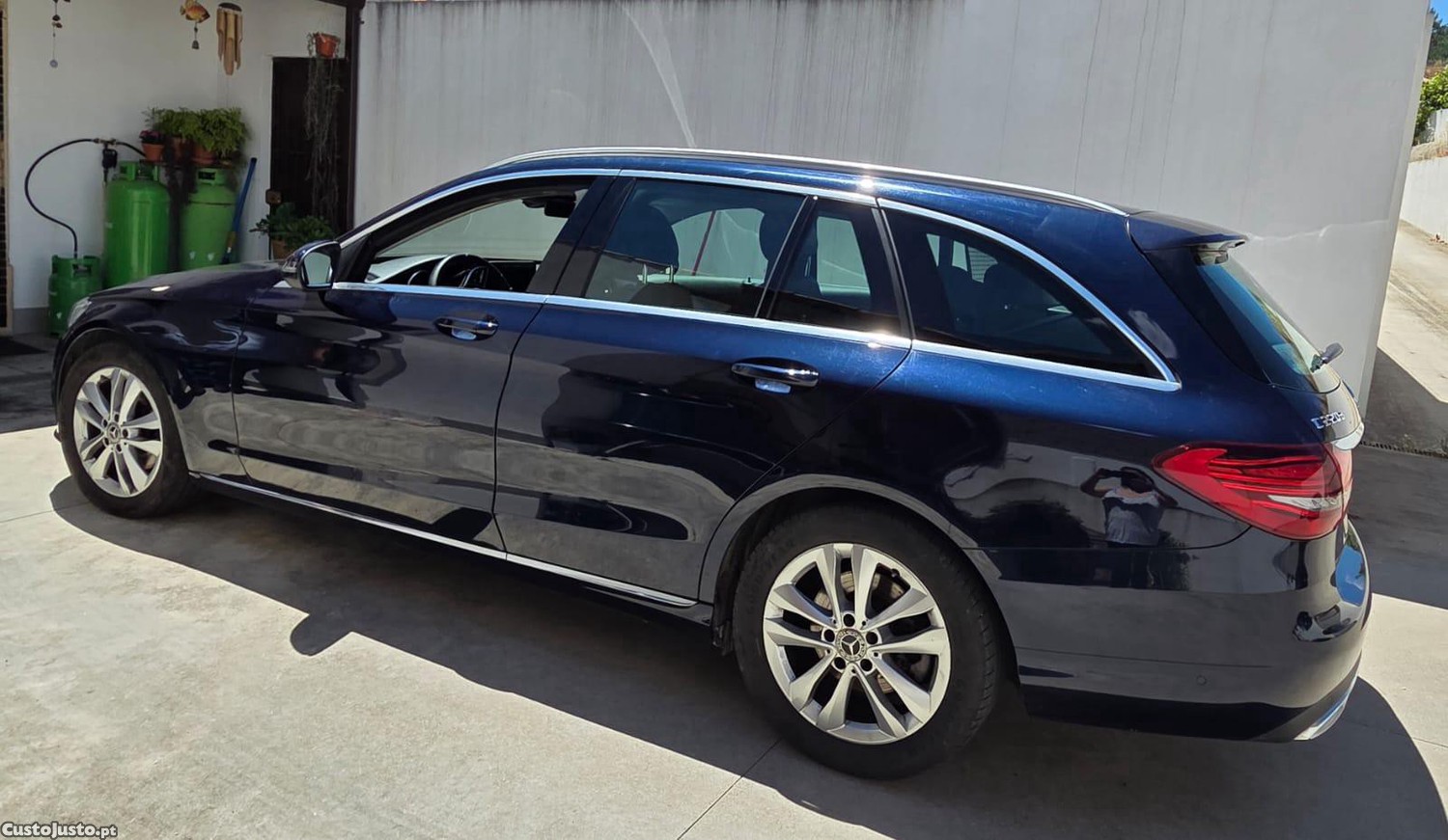 Mercedes-Benz C 220 220 D - 21 — photo 4