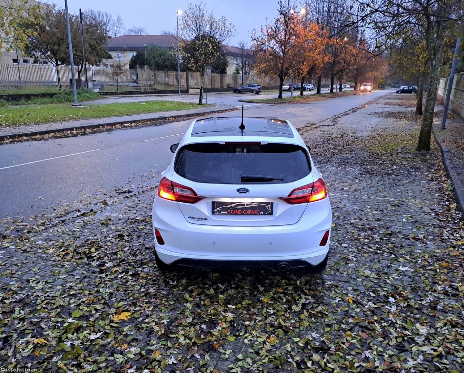 Ford Fiesta 1.5 TDCI ST LINE 120 CV — fotografia 4