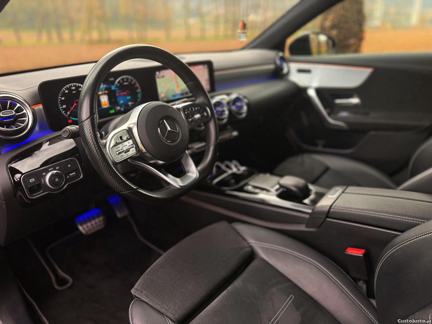 Mercedes-Benz A 250 e AMG Line — fotografia 15
