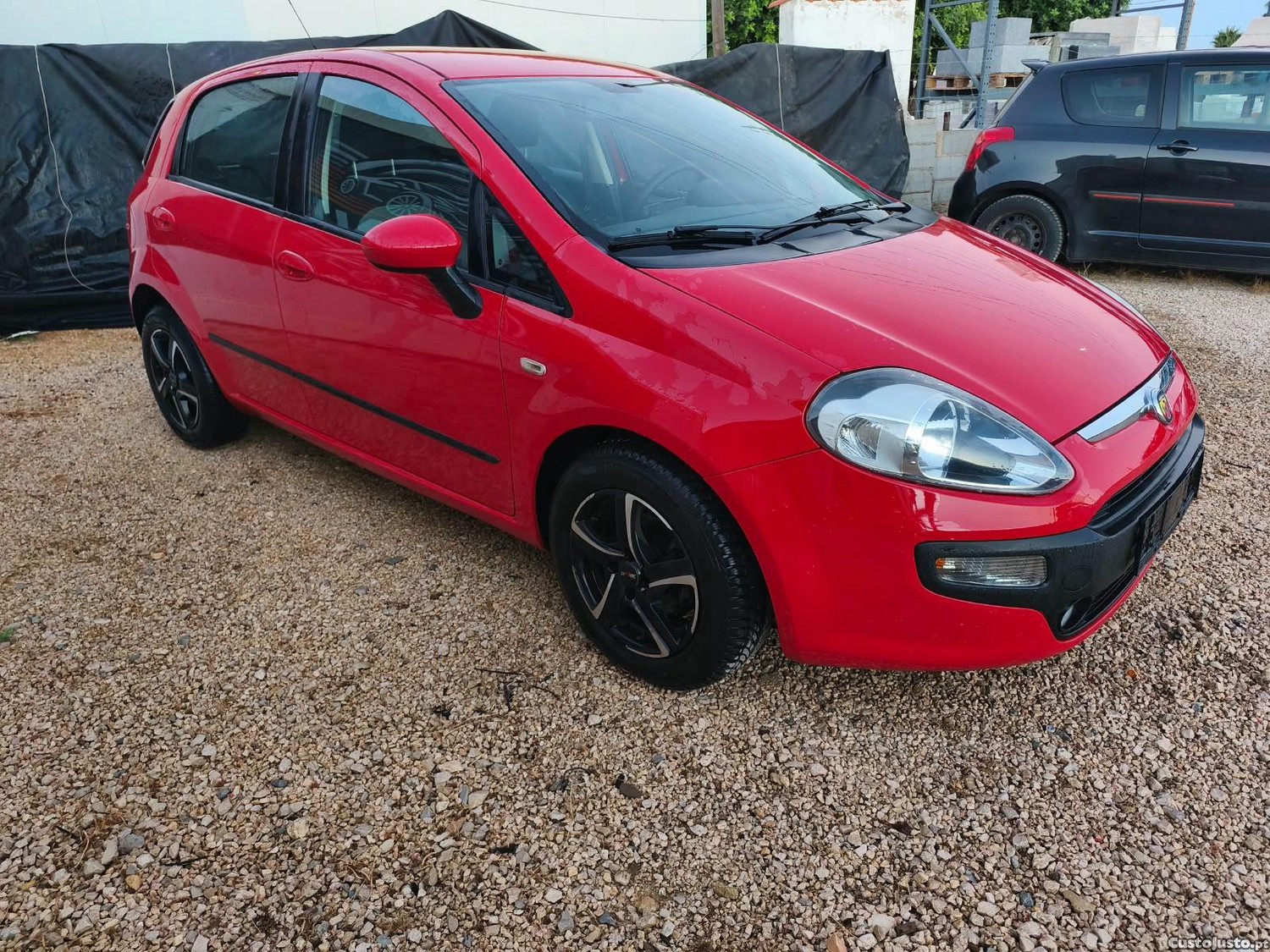 Fiat Grande Punto Abarth design — photo 2