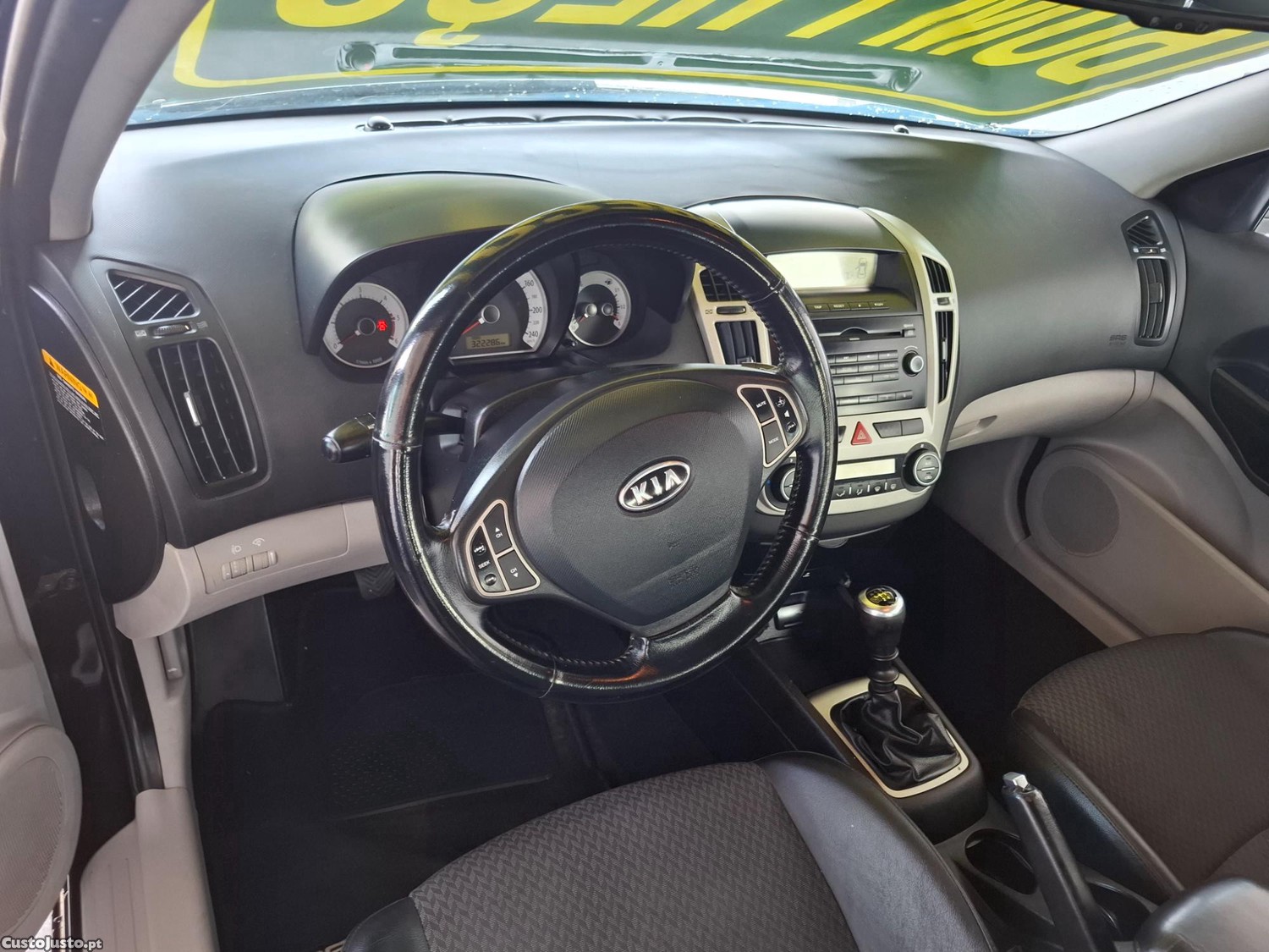 Kia Ceed 1600CDTI Exclusive nacional — fotografia 7