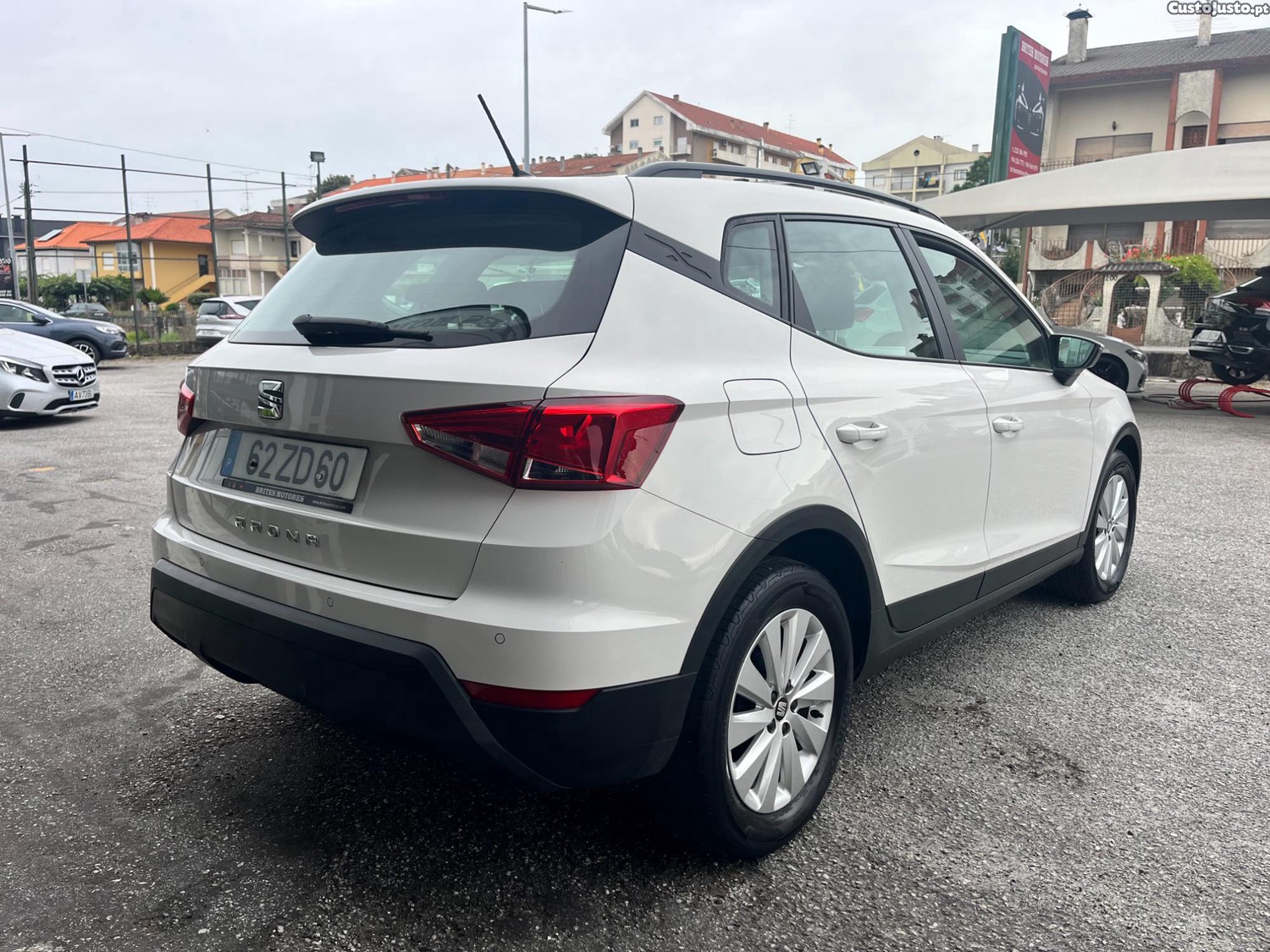 Seat Arona 1.6 TDI Style - 19 foto 4