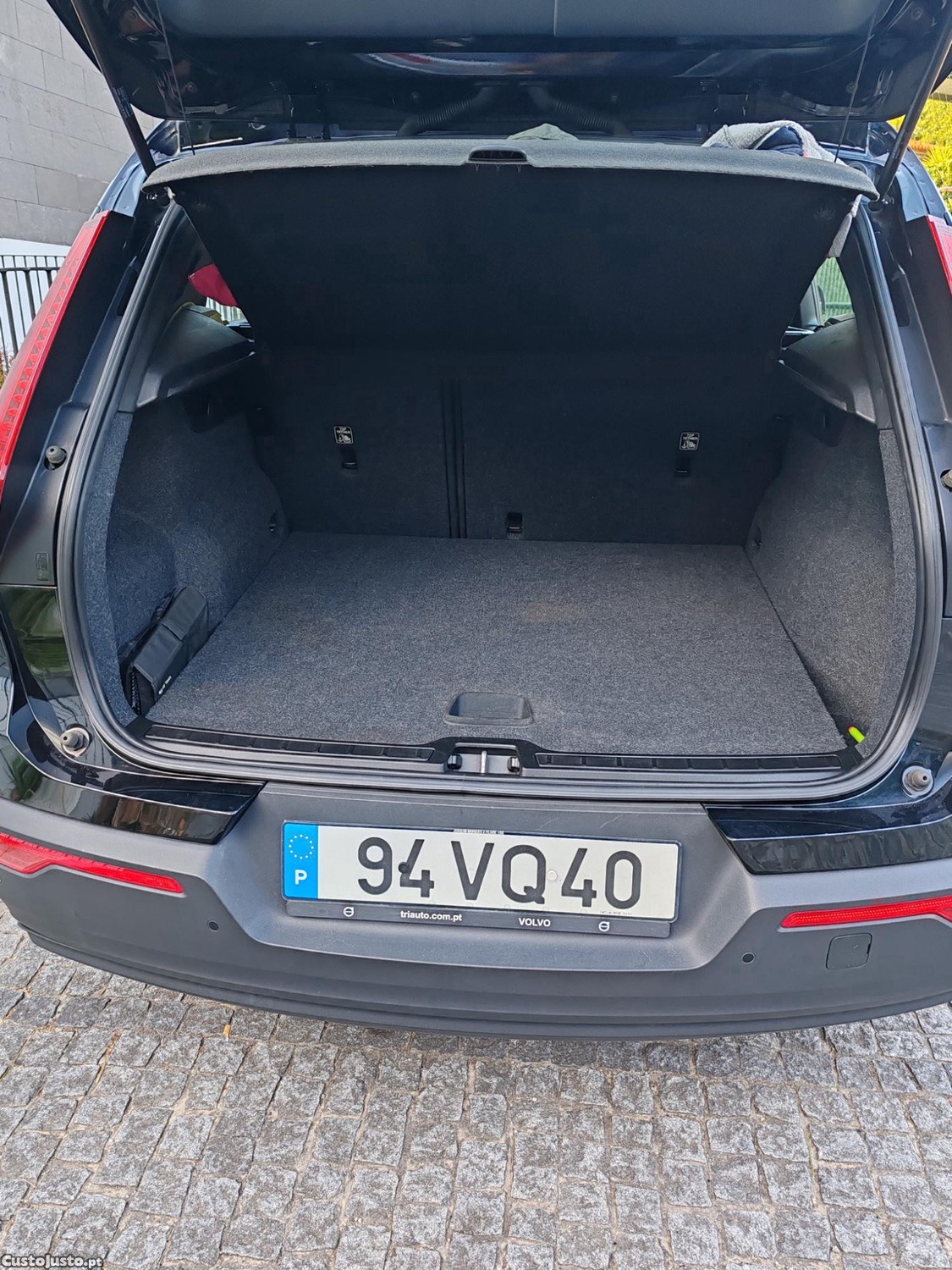 Volvo XC40 Momentum - 18 foto 2