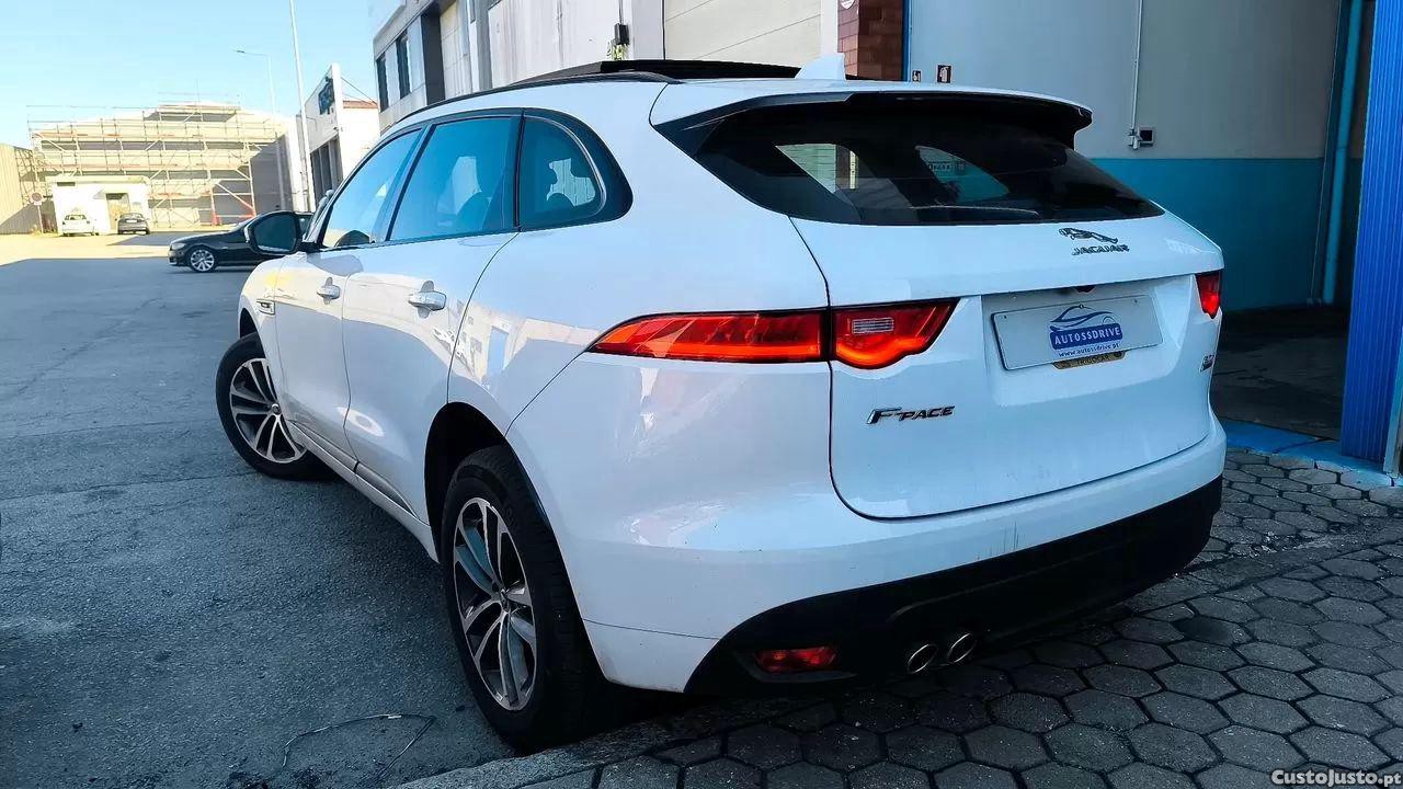 Jaguar F-Pace 2.0 i4d r-sport awd aut. - 17 foto 3
