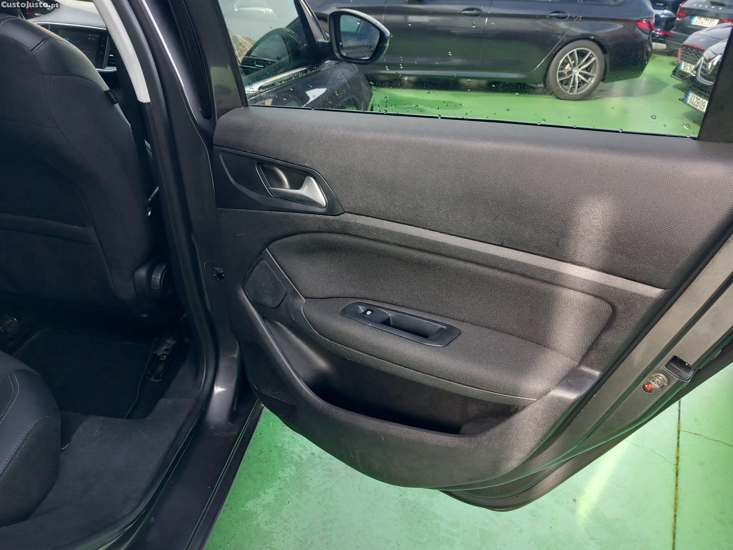 Peugeot 308 nd — fotografia 2