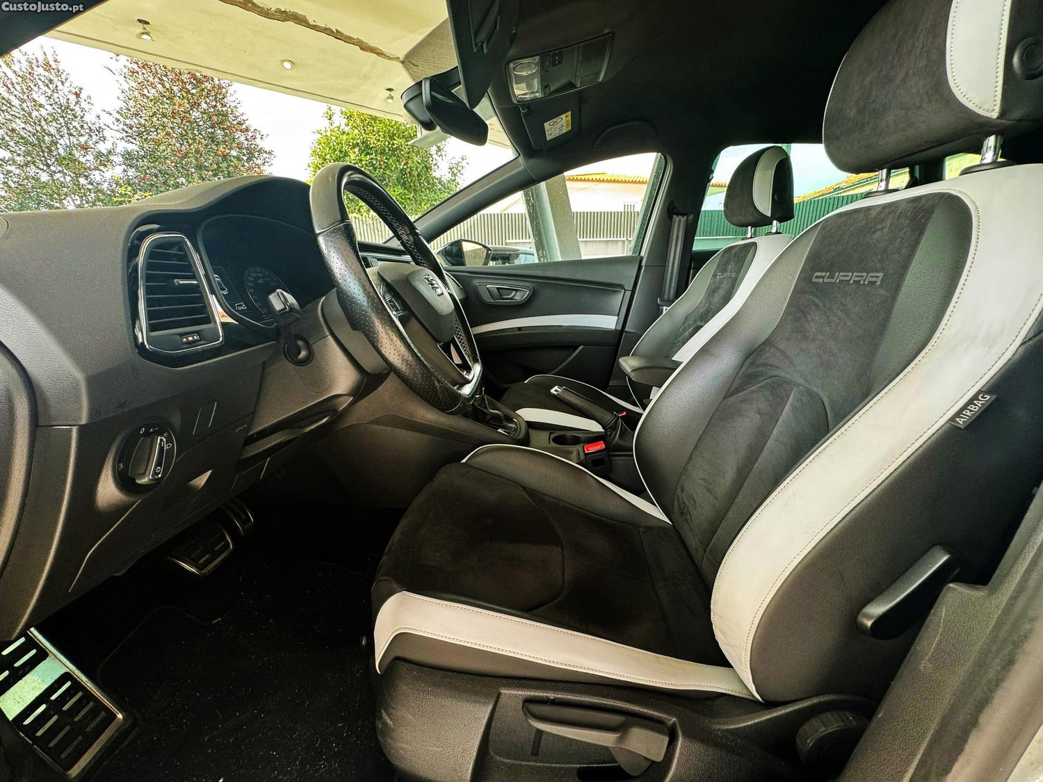 SEAT Leon 2.0 TSI S&S DSG Cupra 290 — fotografia 7