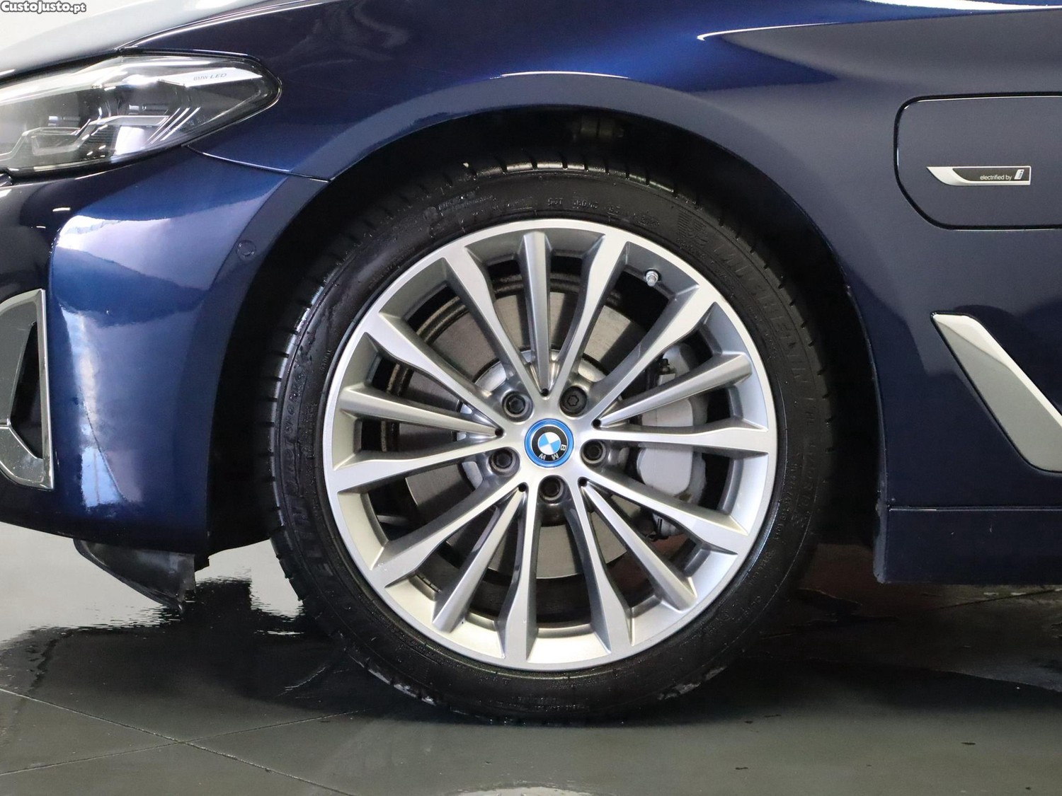 BMW 530 e Line Luxury — fotografia 21