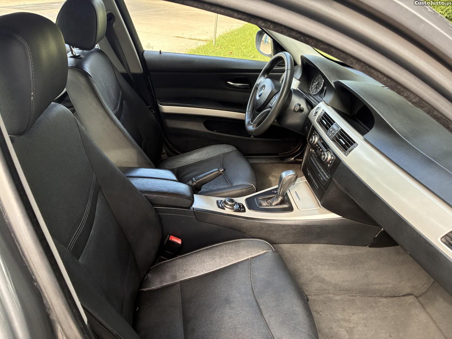 BMW 320 d Navigation Auto — fotografia 5