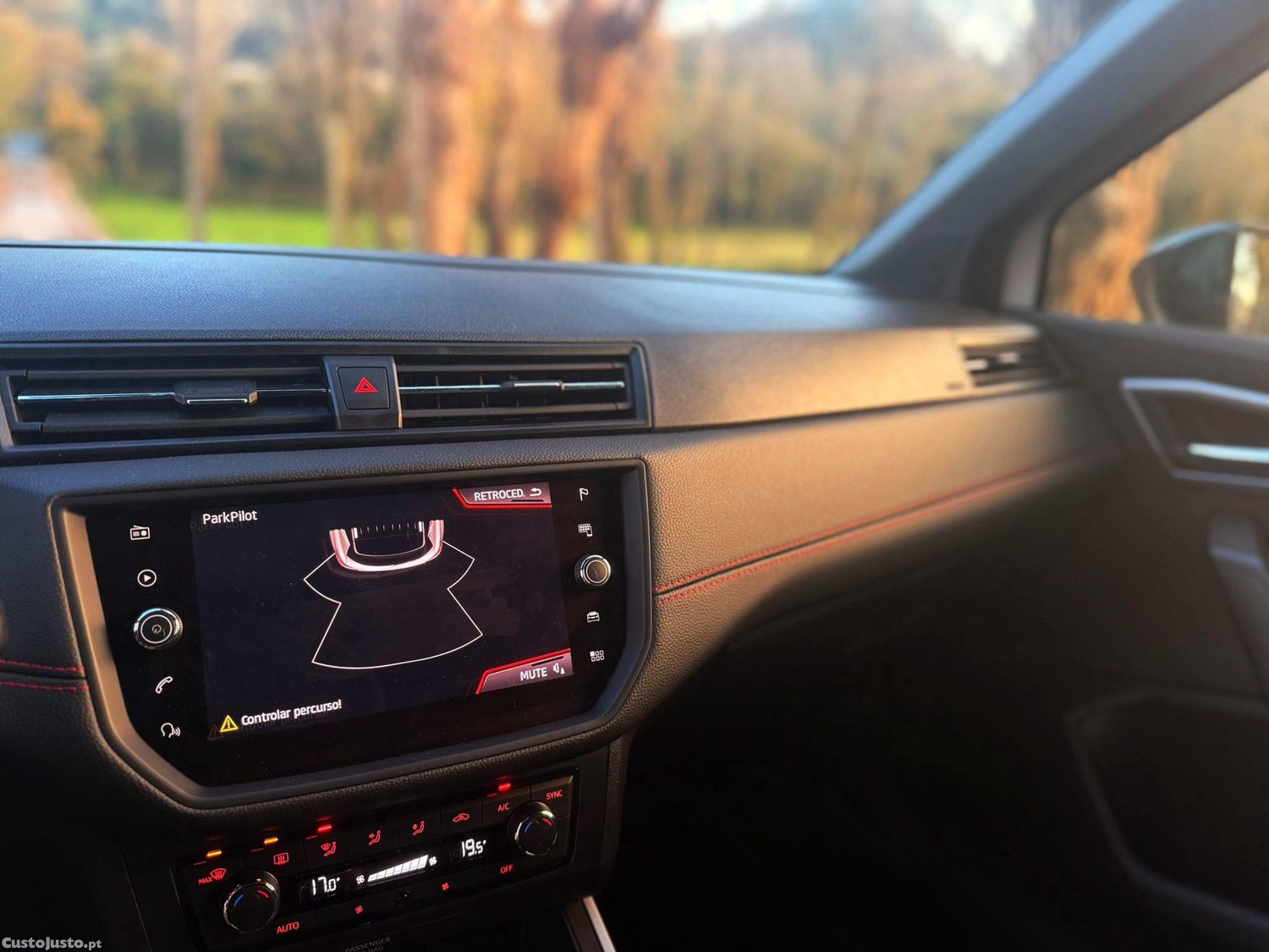 SEAT Arona 1.0 TSI FR — fotografia 5