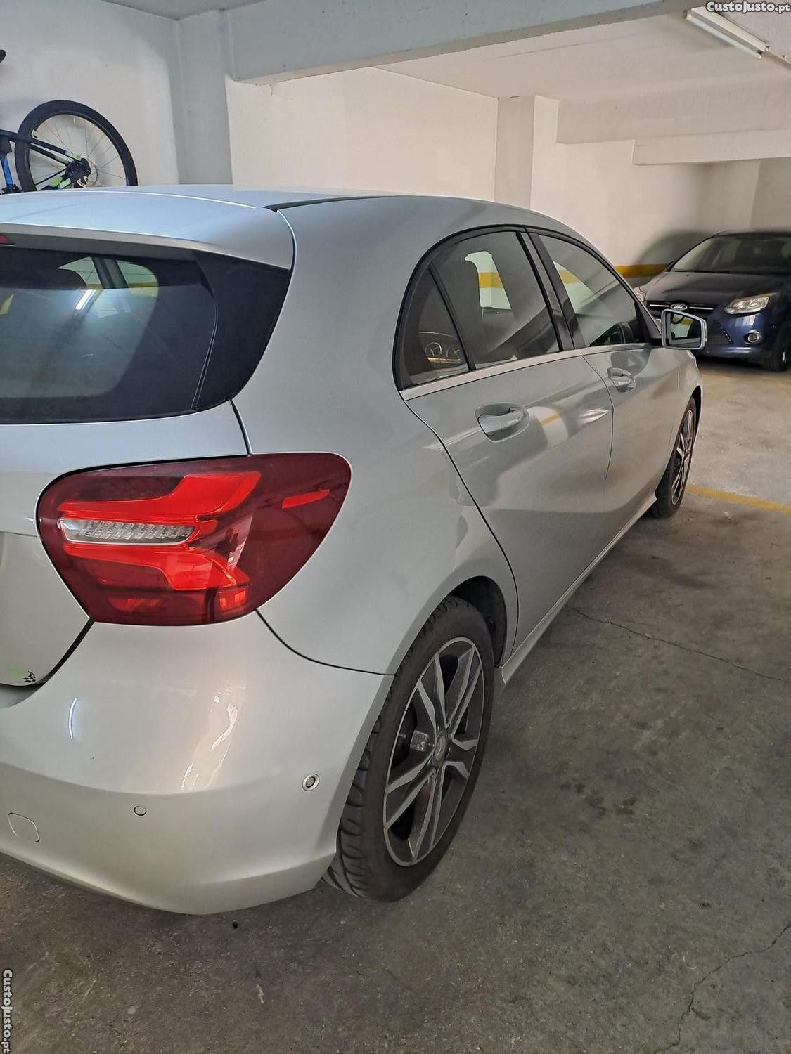 Mercedes-Benz A 180 Sport — fotografia 5