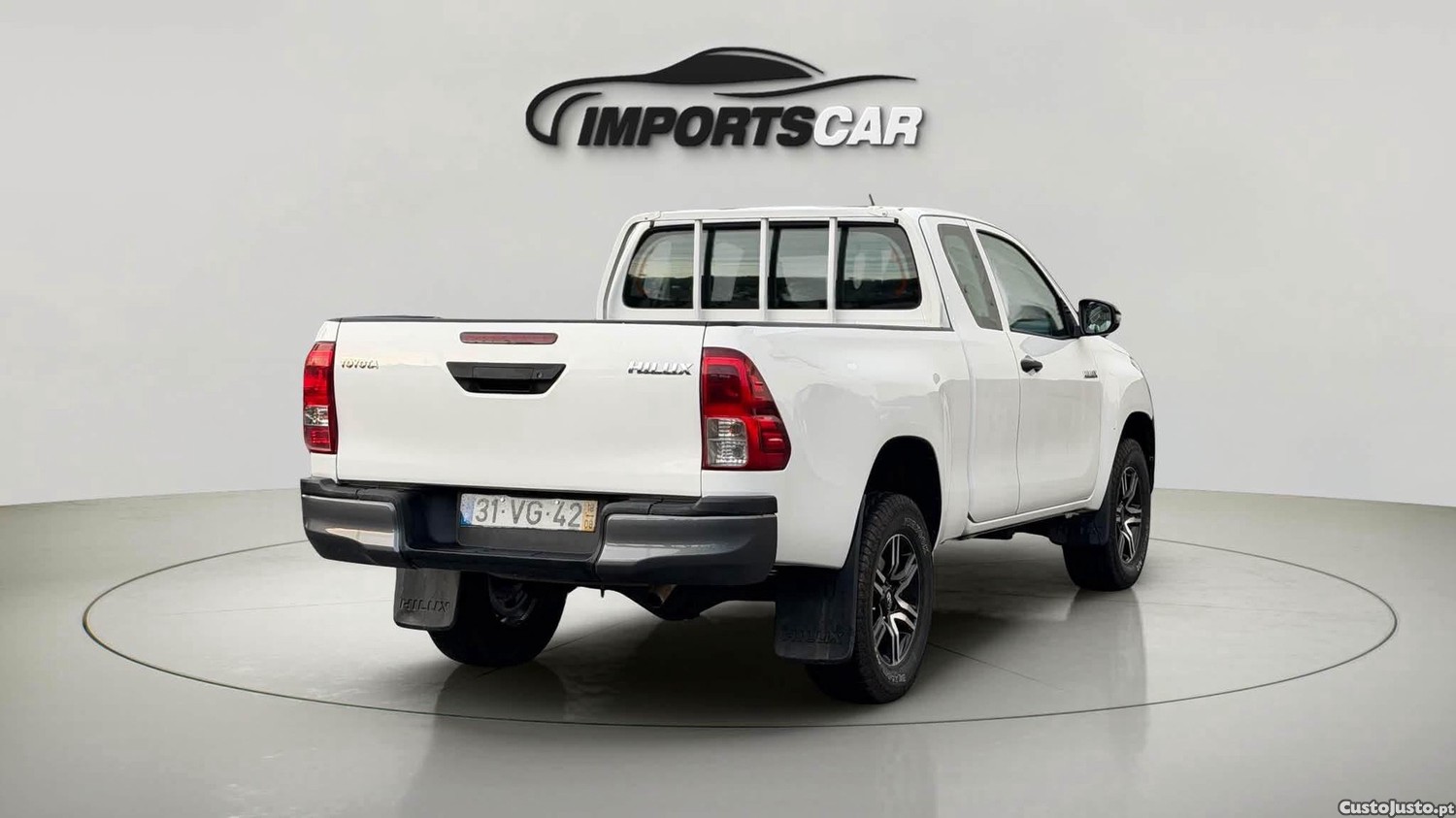 Toyota Hilux 2.4 D-4D 2WD CE - 18 foto 2