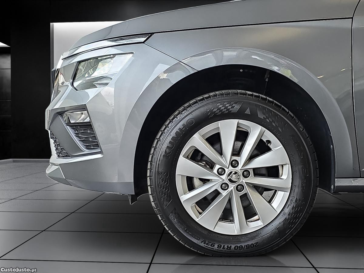 Skoda Kamiq 1.0 TSI DSG 3 ANOS G — fotografia 13