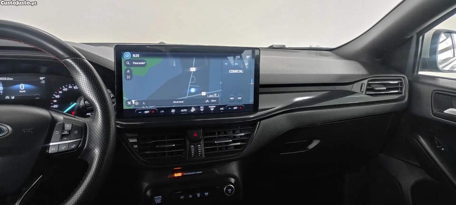 Ford Focus 1.0 EcoBoost MHEV ST-Line — fotografia 6