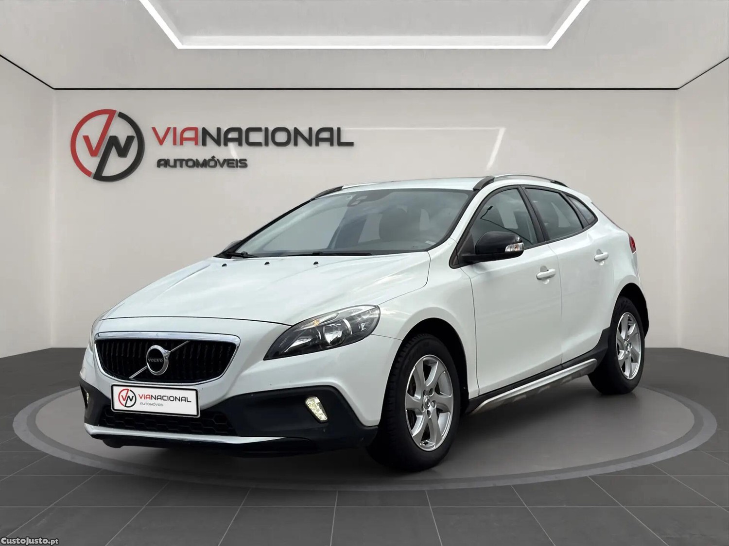 Volvo V40 2.0 D2 — fotografia 17