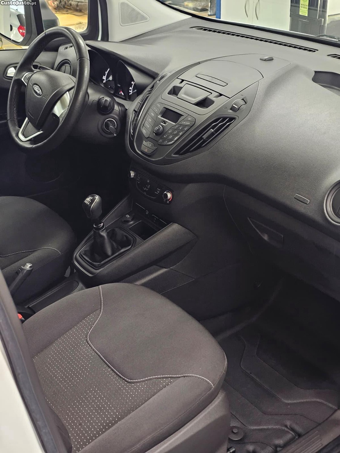 Ford Transit 2LUG-C/IVA-ACEITO TROCA — fotografia 6