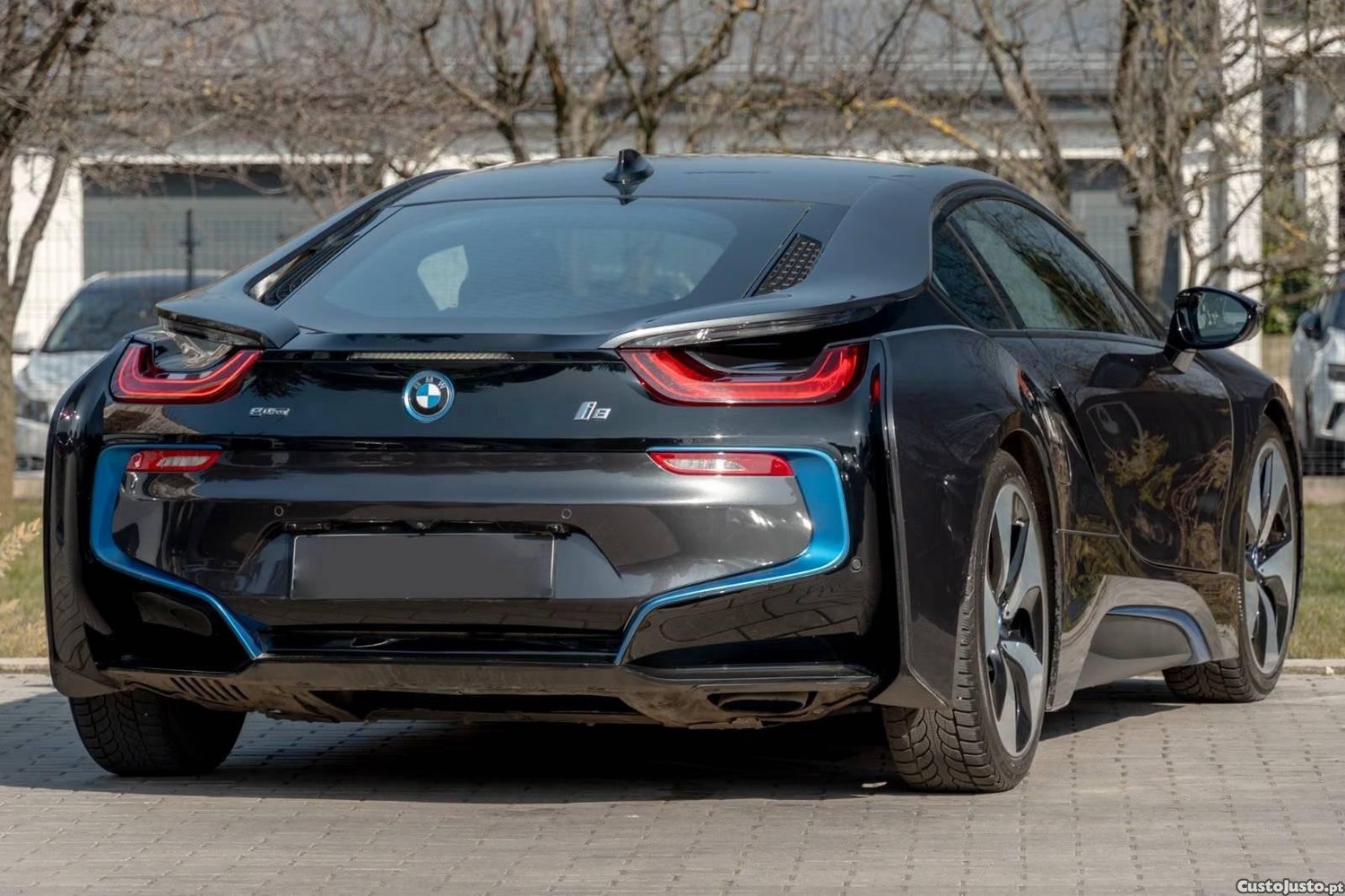 BMW i8 Coupé - 16 foto 3