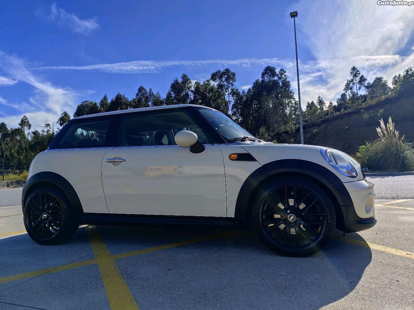 MINI Cooper one — photo 2