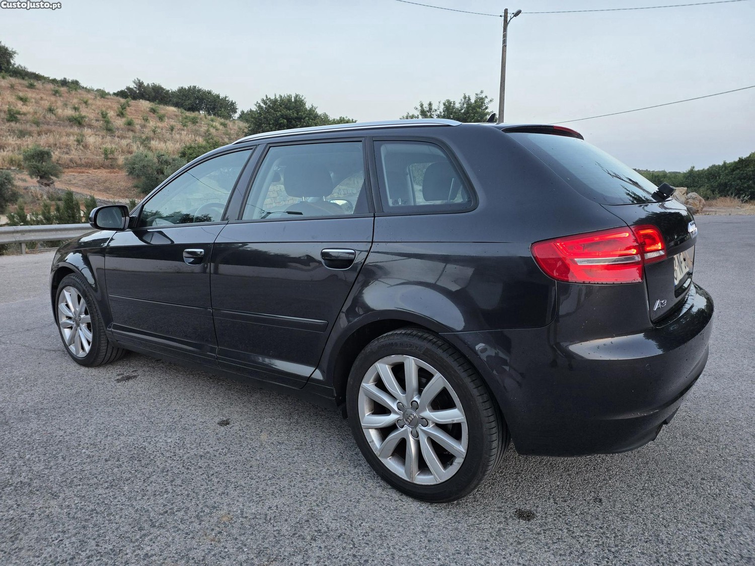 Audi A3 Sportback 1.6Tdi 105cv S Line — fotografia 9