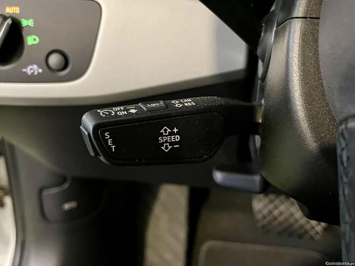 Audi A4 30 tdi s tronic — fotografia 13