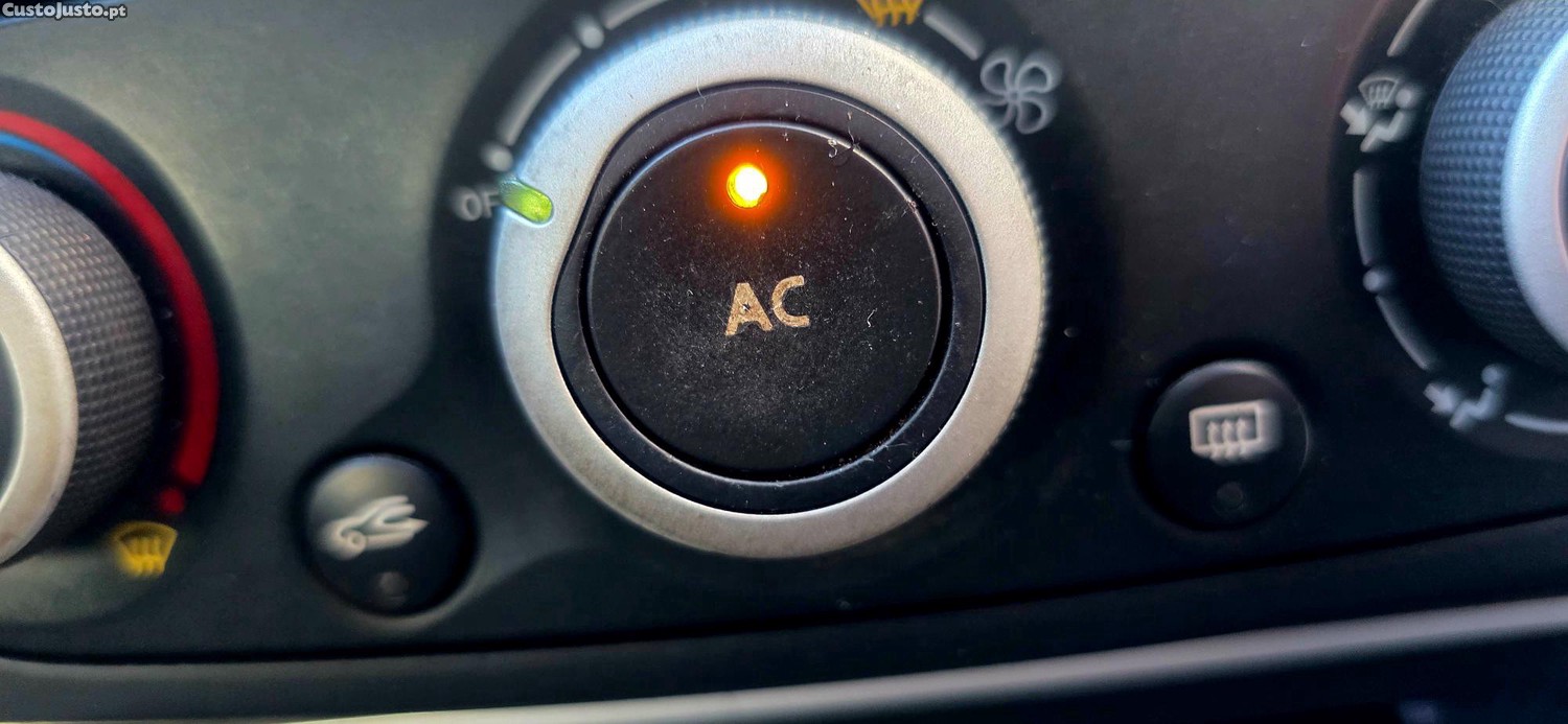 Renault Mégane 1.5 dci 90 cv - 10 foto 3